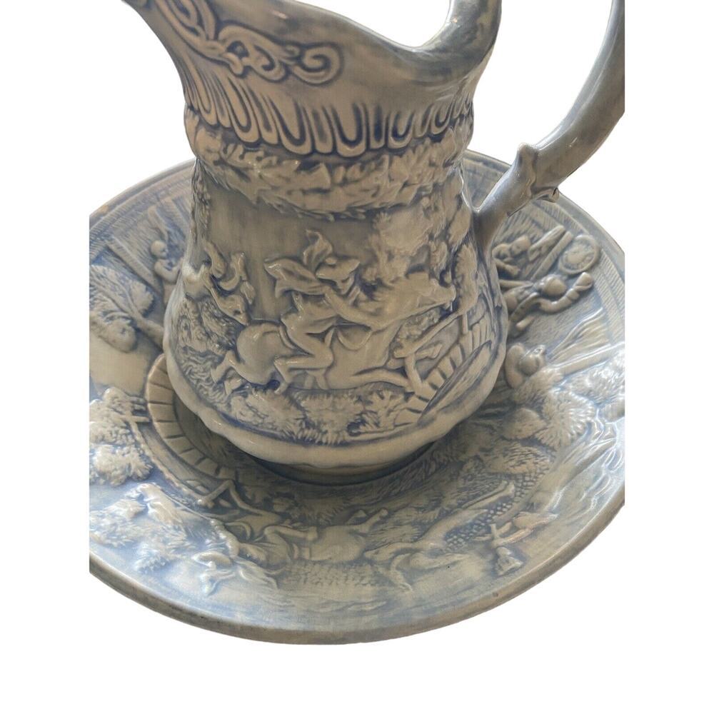 Witches Pursuit Pitcher And Basin Antique 1973 Blue Ceramic RARE - Picture 2 of 6